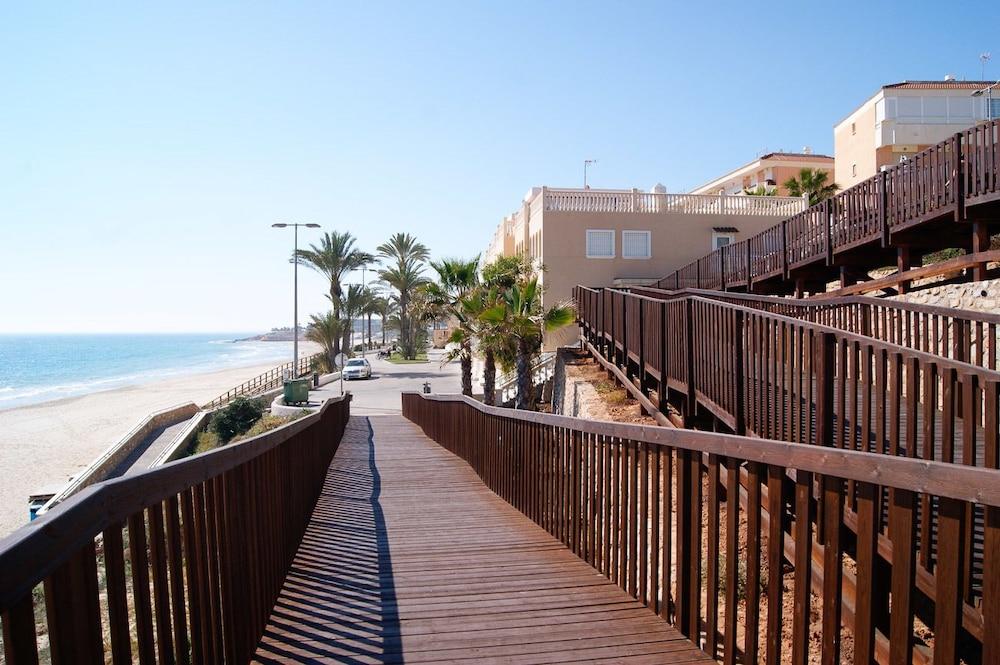 Riviera Beach Apartments Pilar de la Horadada Esterno foto